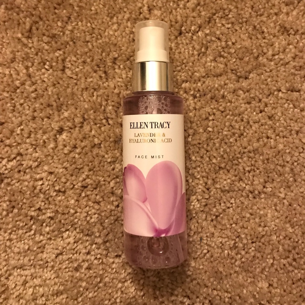 Ellen Tracy spray